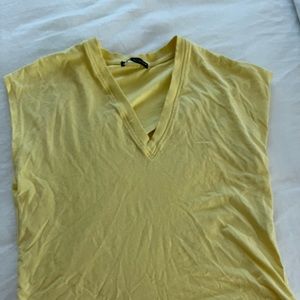 Super cute Zara sleeveless yellow tee!
